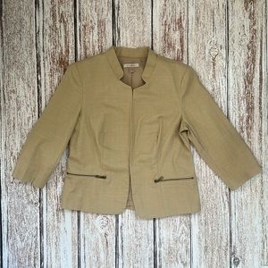 Roz & Ali tan blazer